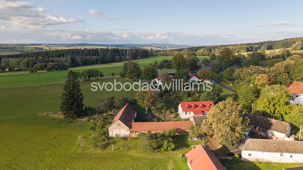 Prodej rodinného domu 209 m², pozemek 4943 m²